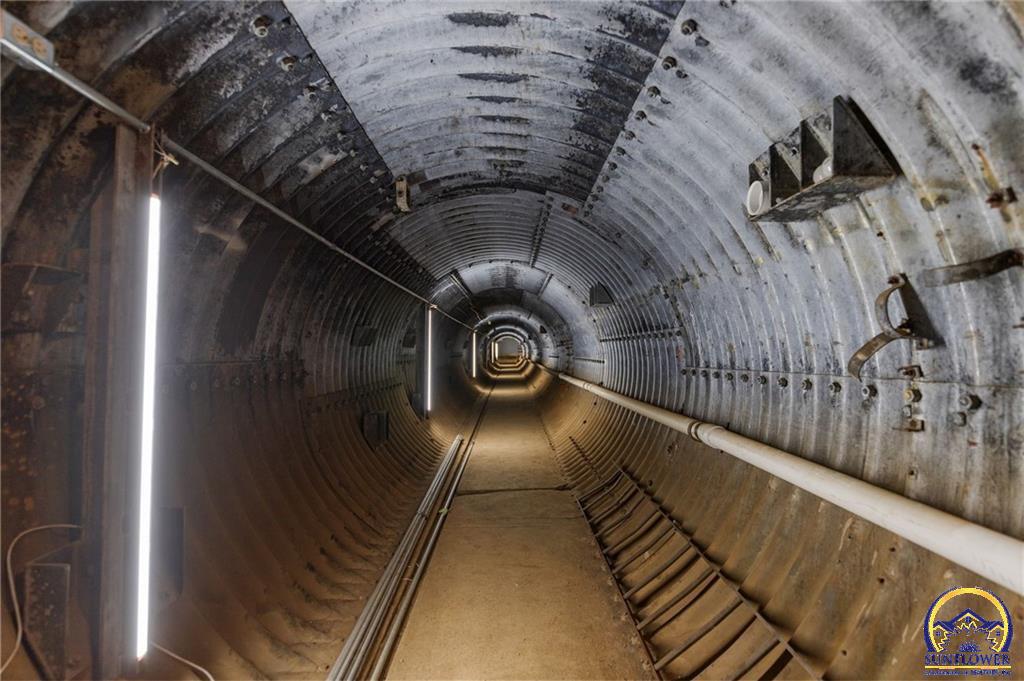 3627 Rd D Allen, KS 66833 - Photo 40 of 55