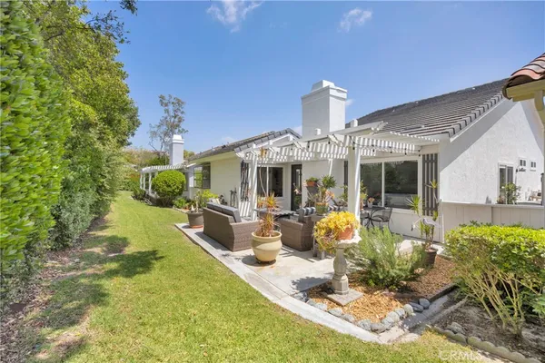 $889,900 | 23365 Villena, Mission Viejo, CA 92692