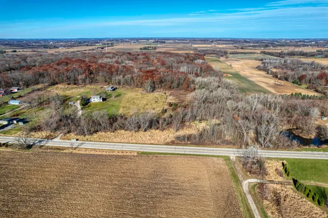 $675,000 | 26222 Durand Avenue, Dover, WI 53139