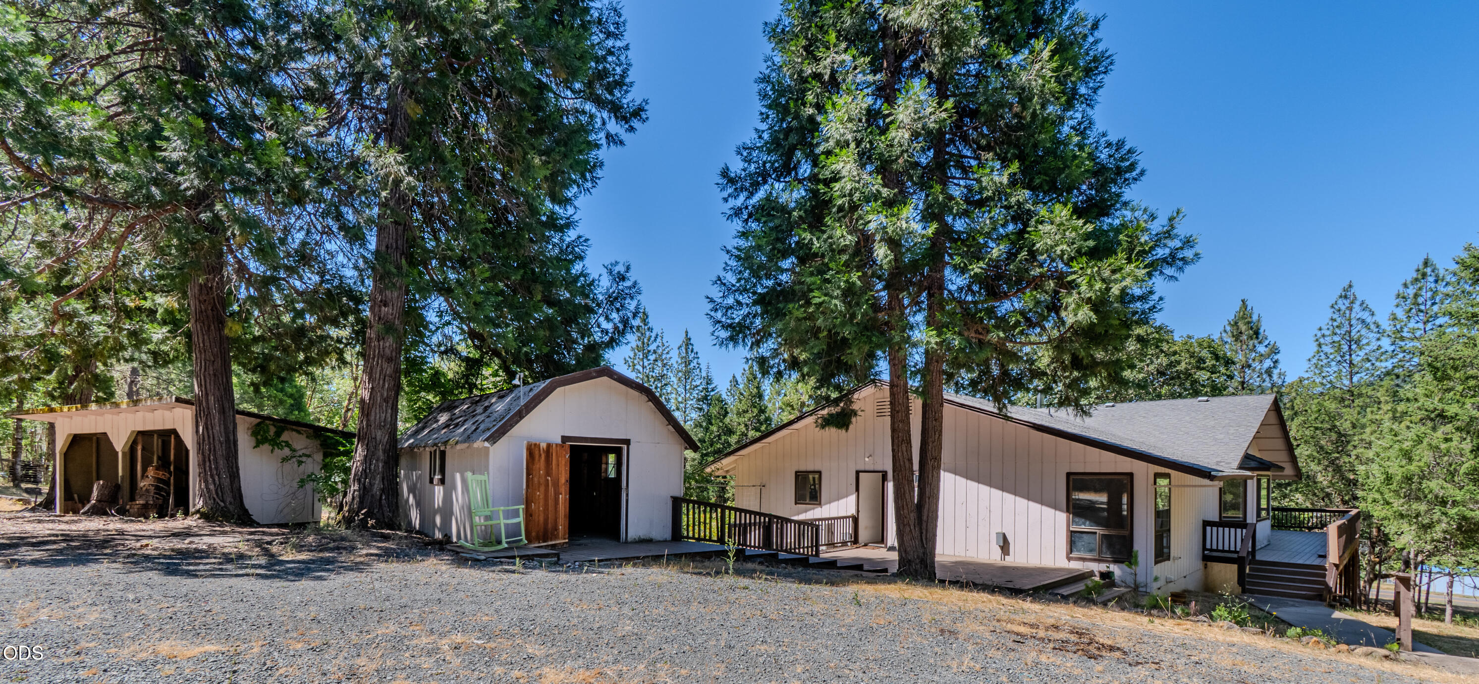 6900 Pleasant Creek Road Rogue River, OR 97537 - Photo 30 of 39