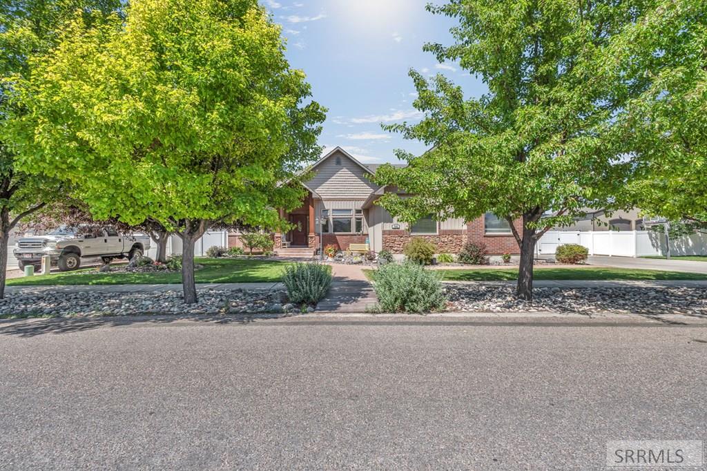 748 Dell Road Chubbuck, ID 83202 - Photo 3 of 117