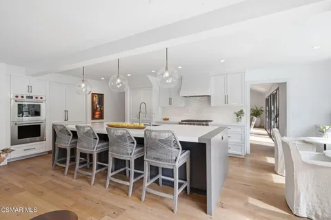 $1,899,000 | 1659 Bucksglen Court, Westlake Village, CA 91361