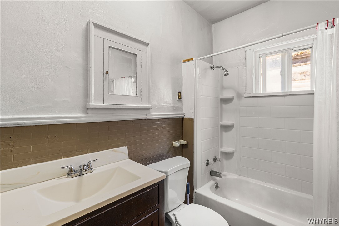 213 Keystone Street Buffalo, NY 14211 - Photo 15 of 23
