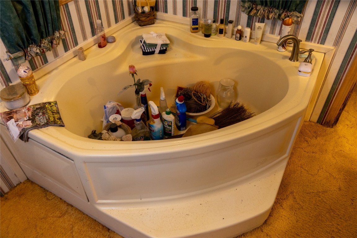 642 Hidden Oaks Drive Elgin, TX 78621 - Photo 26 of 36 a view of a sink