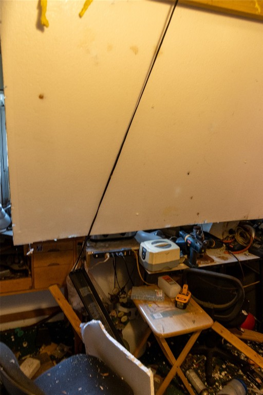 642 Hidden Oaks Drive Elgin, TX 78621 - Photo 35 of 36 a blue bath room with toilet and a wooden floor