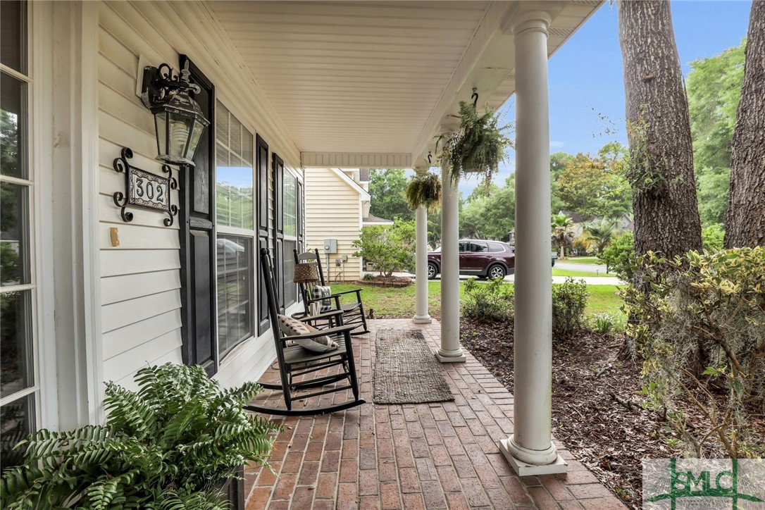 302 Olde Towne Road Savannah, GA 31410 - Photo 4 of 33