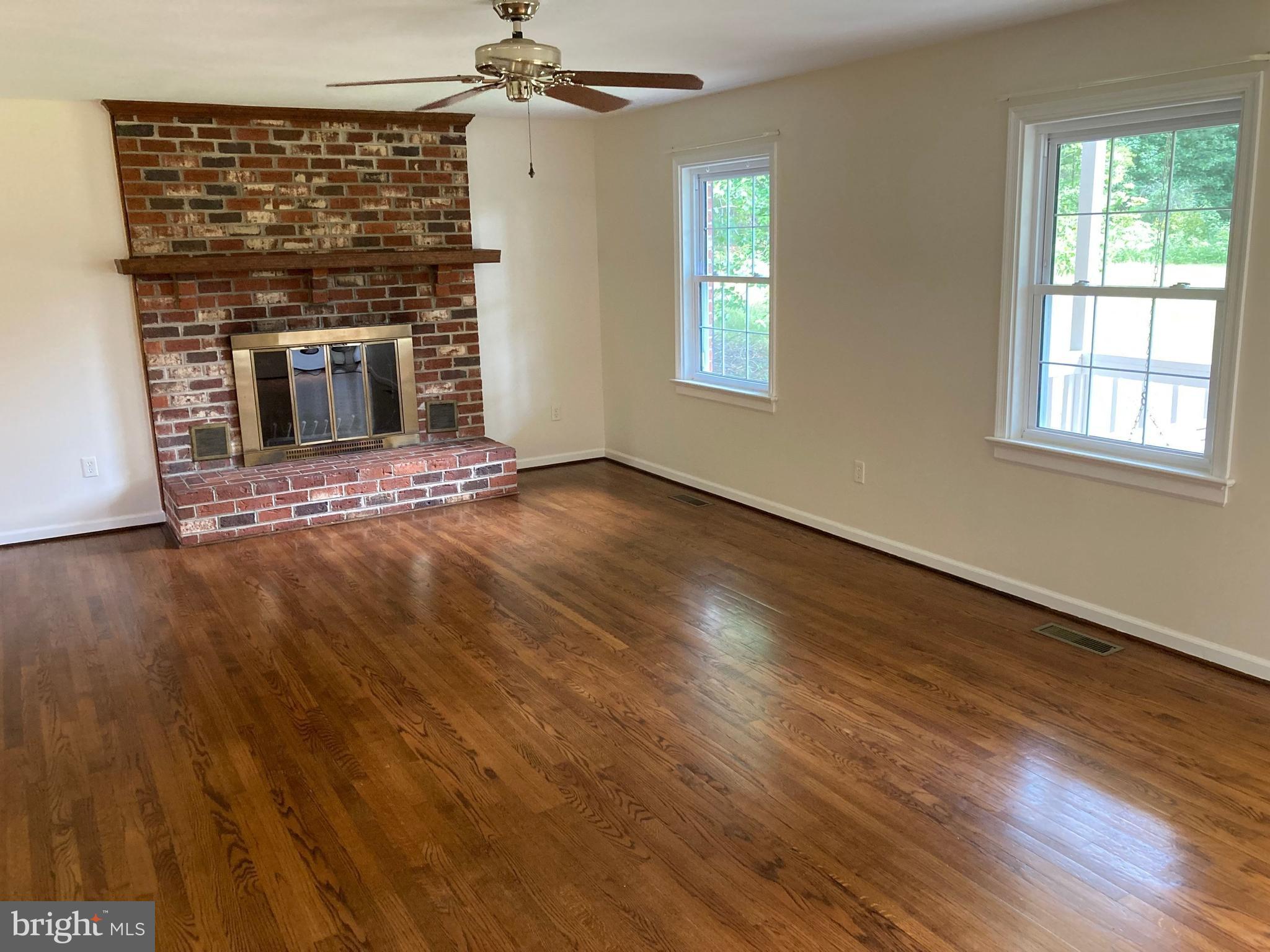 2412 Fairground Road Maidens, VA 23102 - Photo 9 of 44