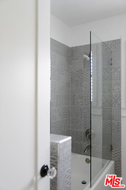 1601 Hi Point Street Los Angeles, CA 90035 - Photo 17 of 25 a bathroom with a shower