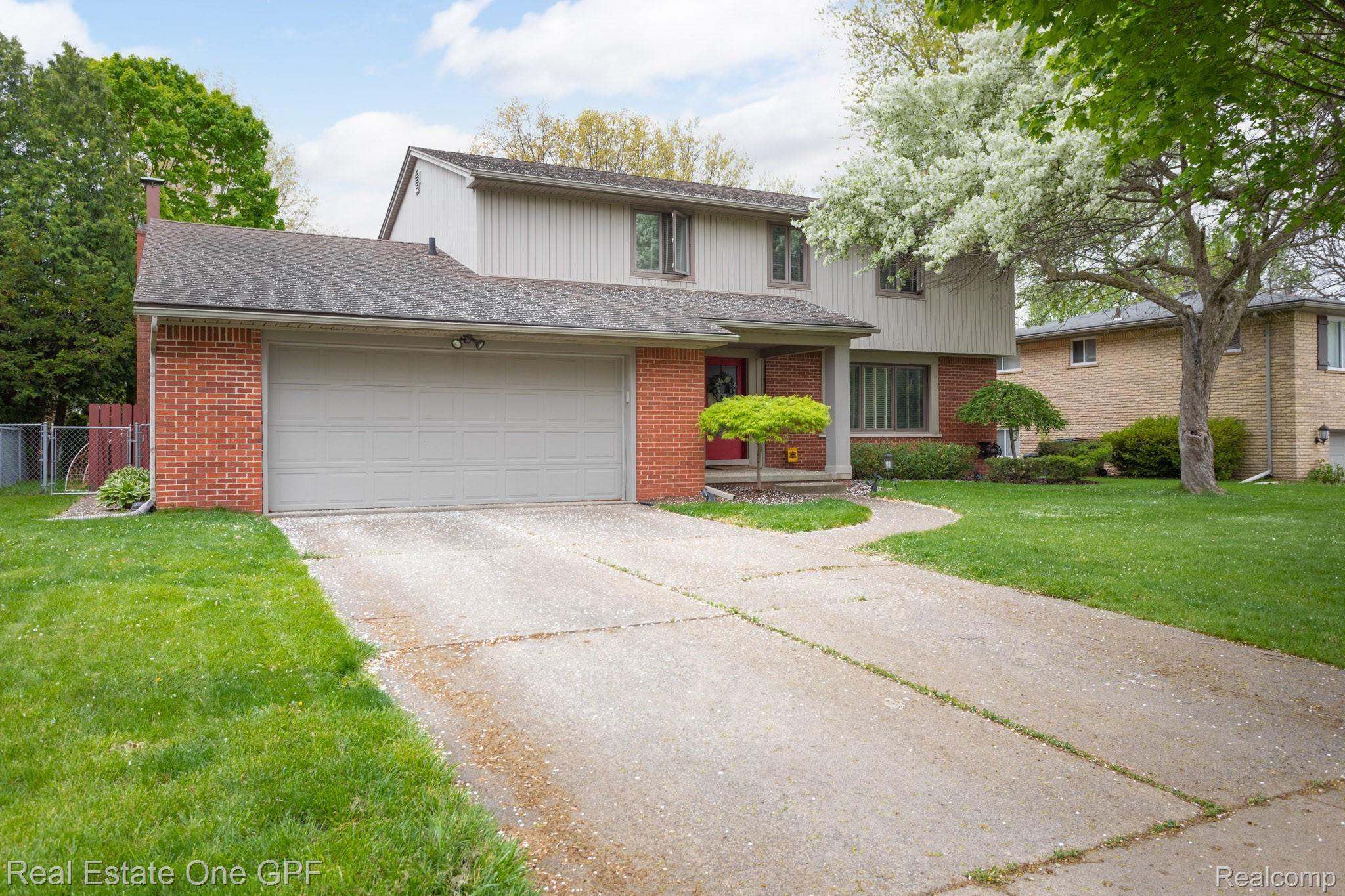 559 Cook Road Grosse Pointe, MI 48236 - Photo 47 of 47 3.jpg