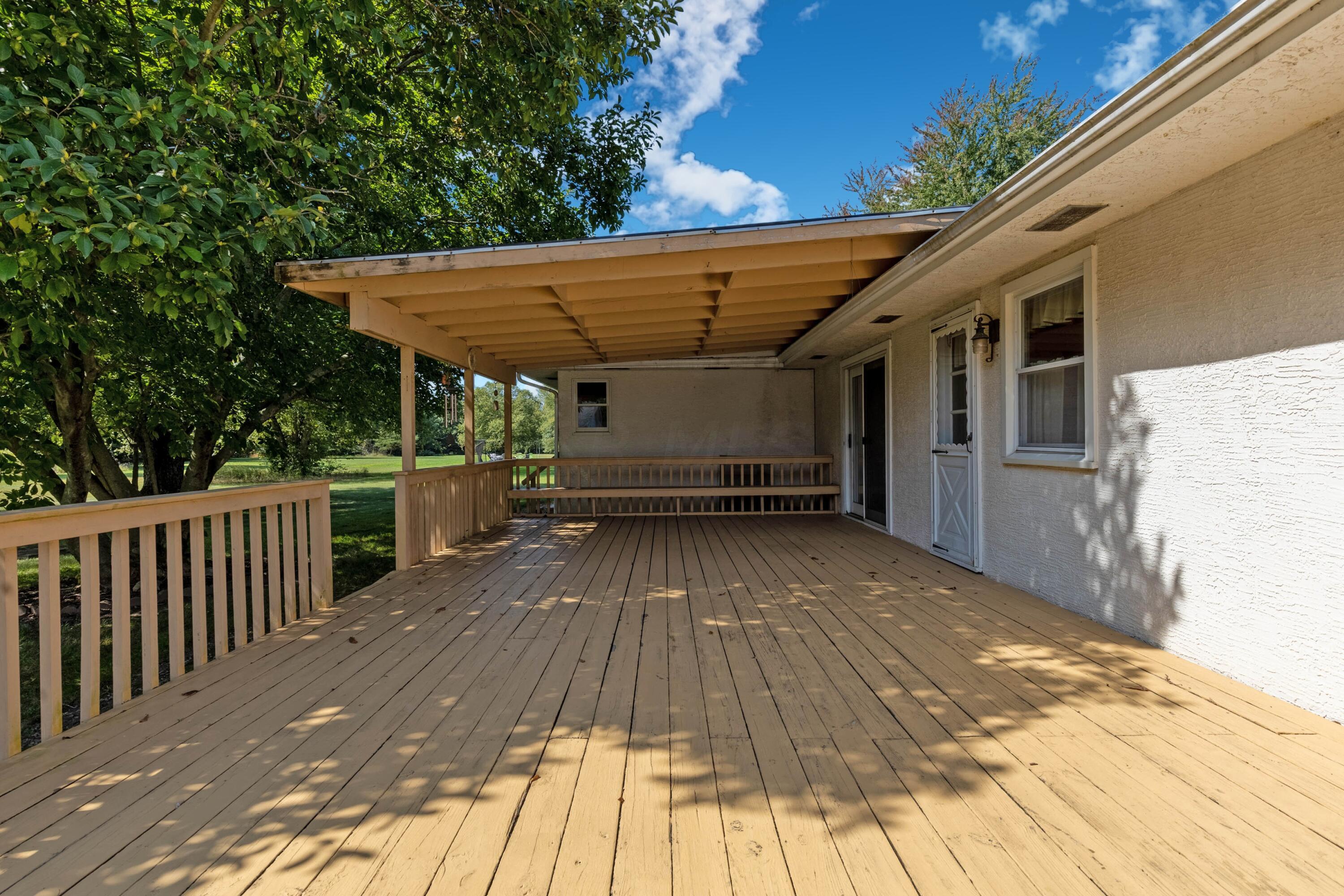 5764 Cheshire Road Galena, OH 43021 - Photo 40 of 59 40. Rear Deck