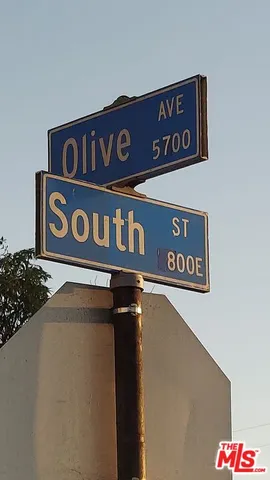 $989,000 | 800 East South Street, Long Beach, CA 90805