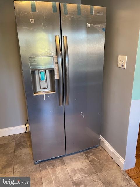 807 Stamford Road Baltimore, MD 21229 - Photo 16 of 40 Brand new refrigerator
