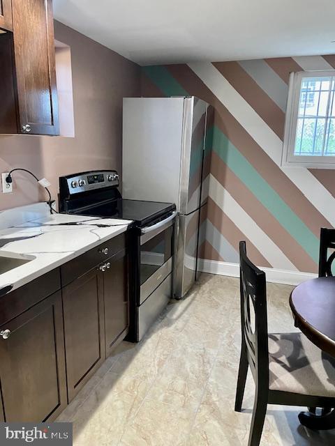 807 Stamford Road Baltimore, MD 21229 - Photo 28 of 40