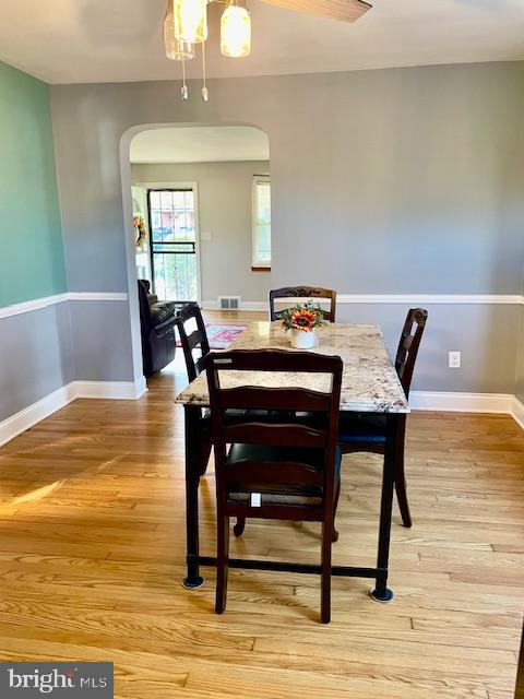 807 Stamford Road Baltimore, MD 21229 - Photo 8 of 40