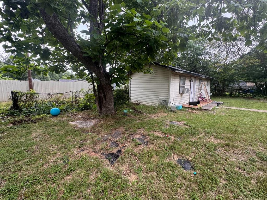 1915 Windsor Avenue Waco, TX 76708 - Photo 15 of 17