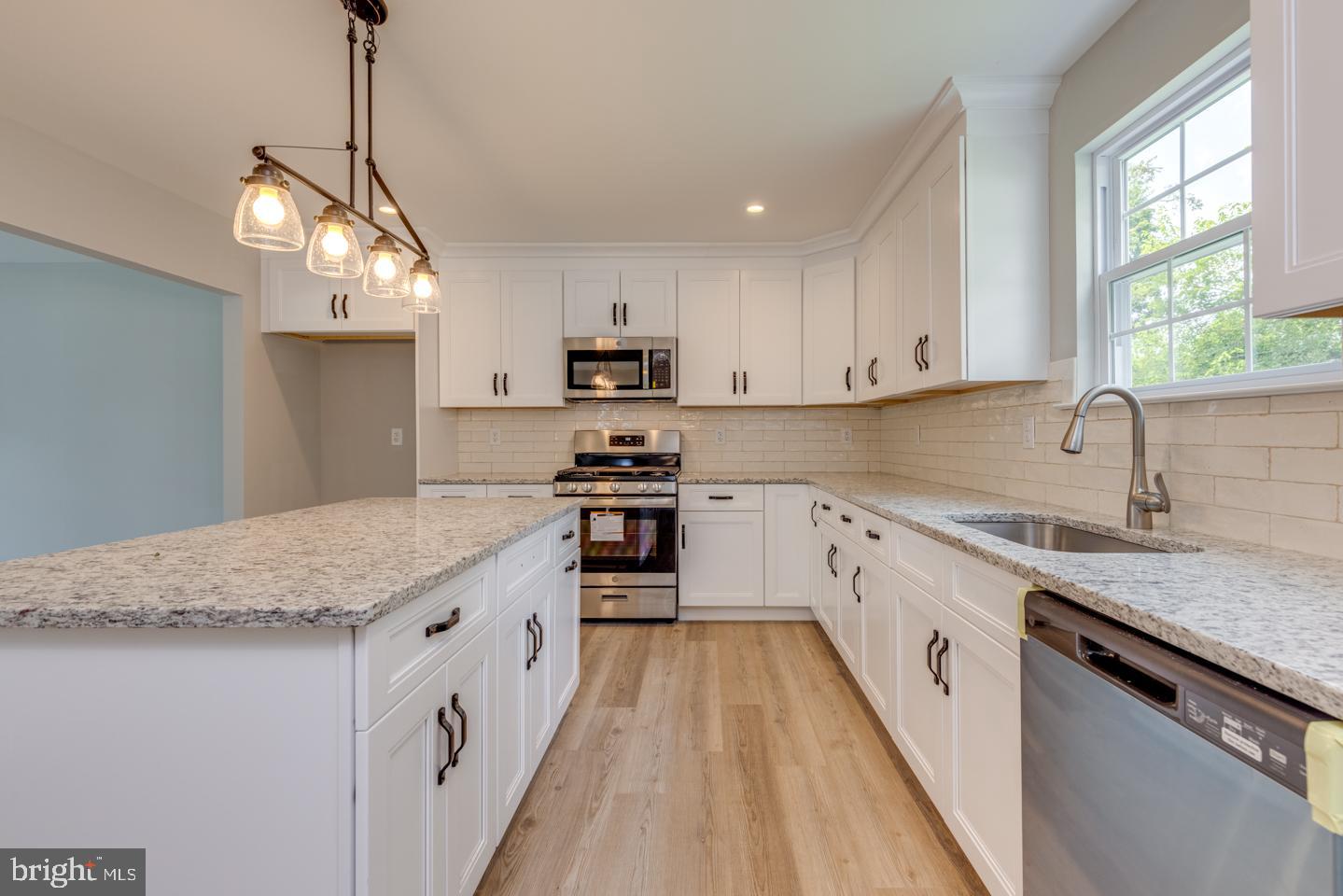 1517 Brick Road Cherry Hill, NJ 08003 - Photo 11 of 40 Gallery Image 11