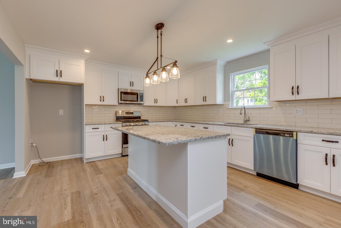 1517 Brick Road Cherry Hill, NJ 08003 - Photo 12 of 40 Gallery Image 12