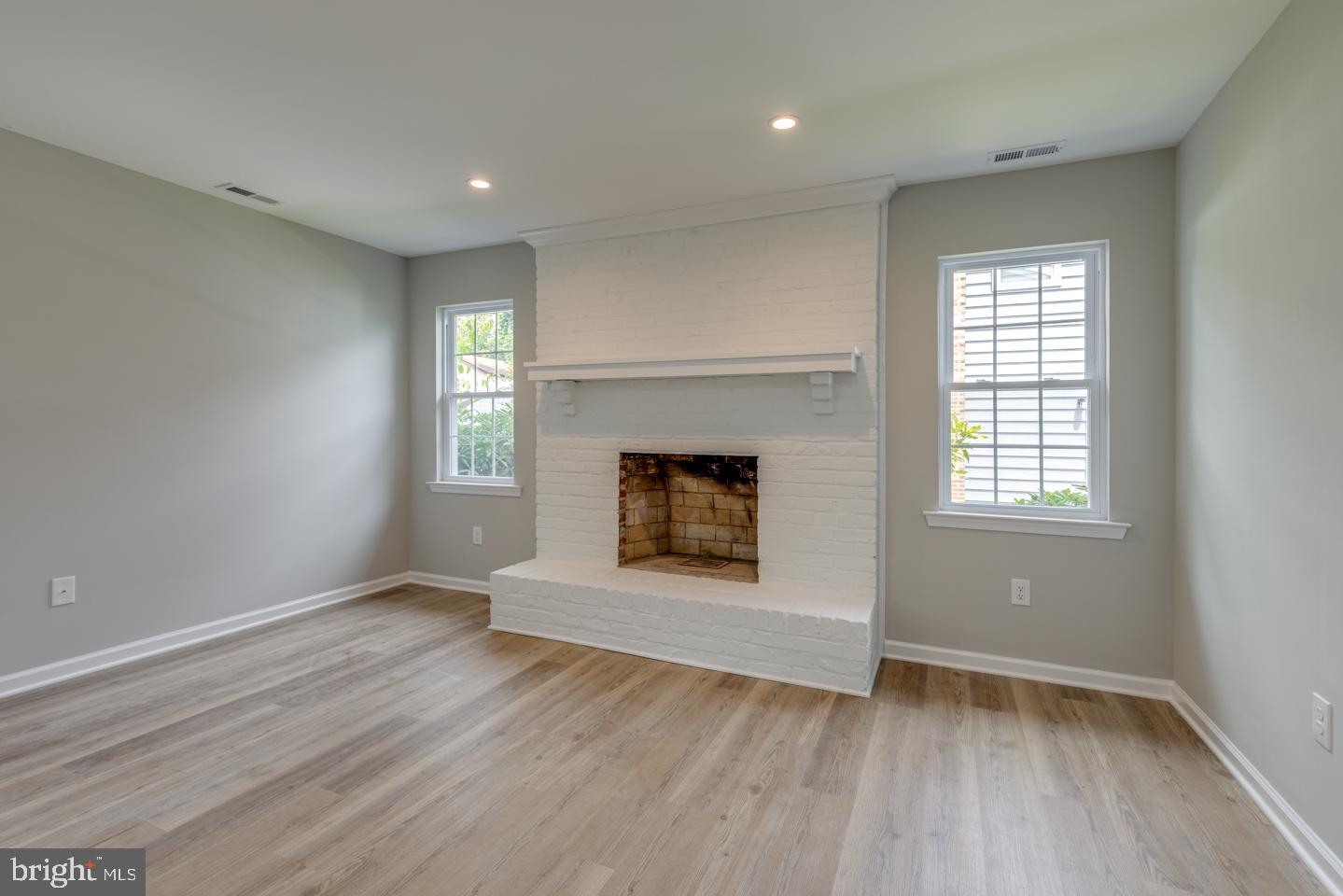 1517 Brick Road Cherry Hill, NJ 08003 - Photo 16 of 40 Gallery Image 16