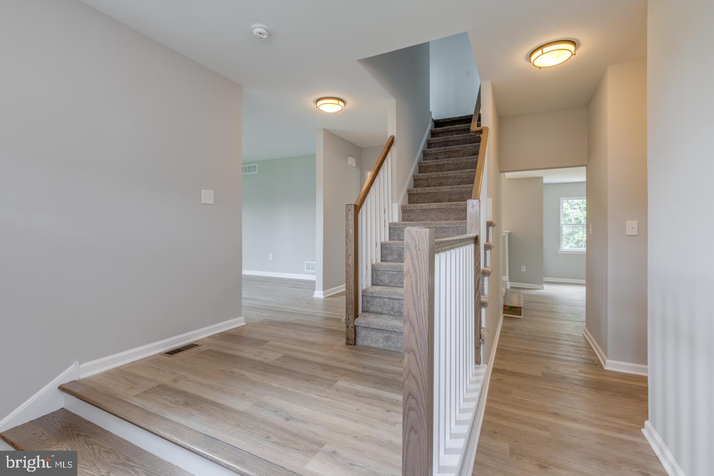 1517 Brick Road Cherry Hill, NJ 08003 - Photo 4 of 40 Welcoming foyer