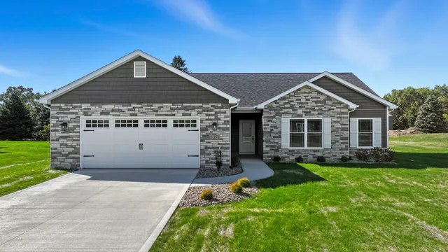 $389,900 | 3095 North 405 West, Angola, IN 46703