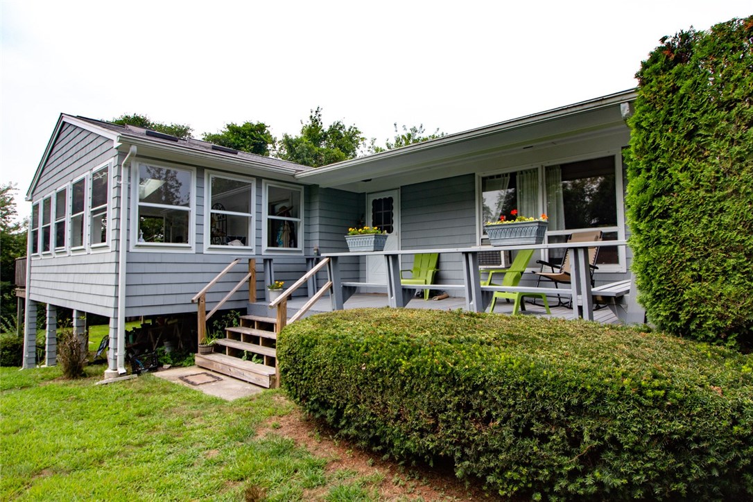 39 Buddington Road Charlestown, RI 02813 - Photo 3 of 11