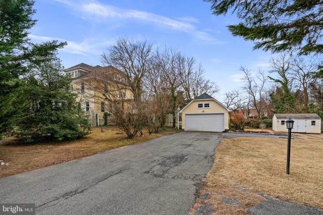 $650,000 | 6100 Frederick Road, Catonsville, MD 21228