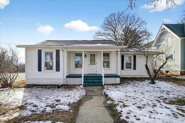 $225,000 | 203 South 1st Street, Evansville, WI 53536