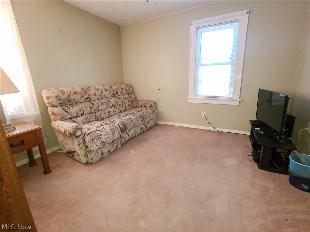 17894 Sheldon Road Brook Park, OH 44142 - Photo 10 of 24 Gallery Image 10