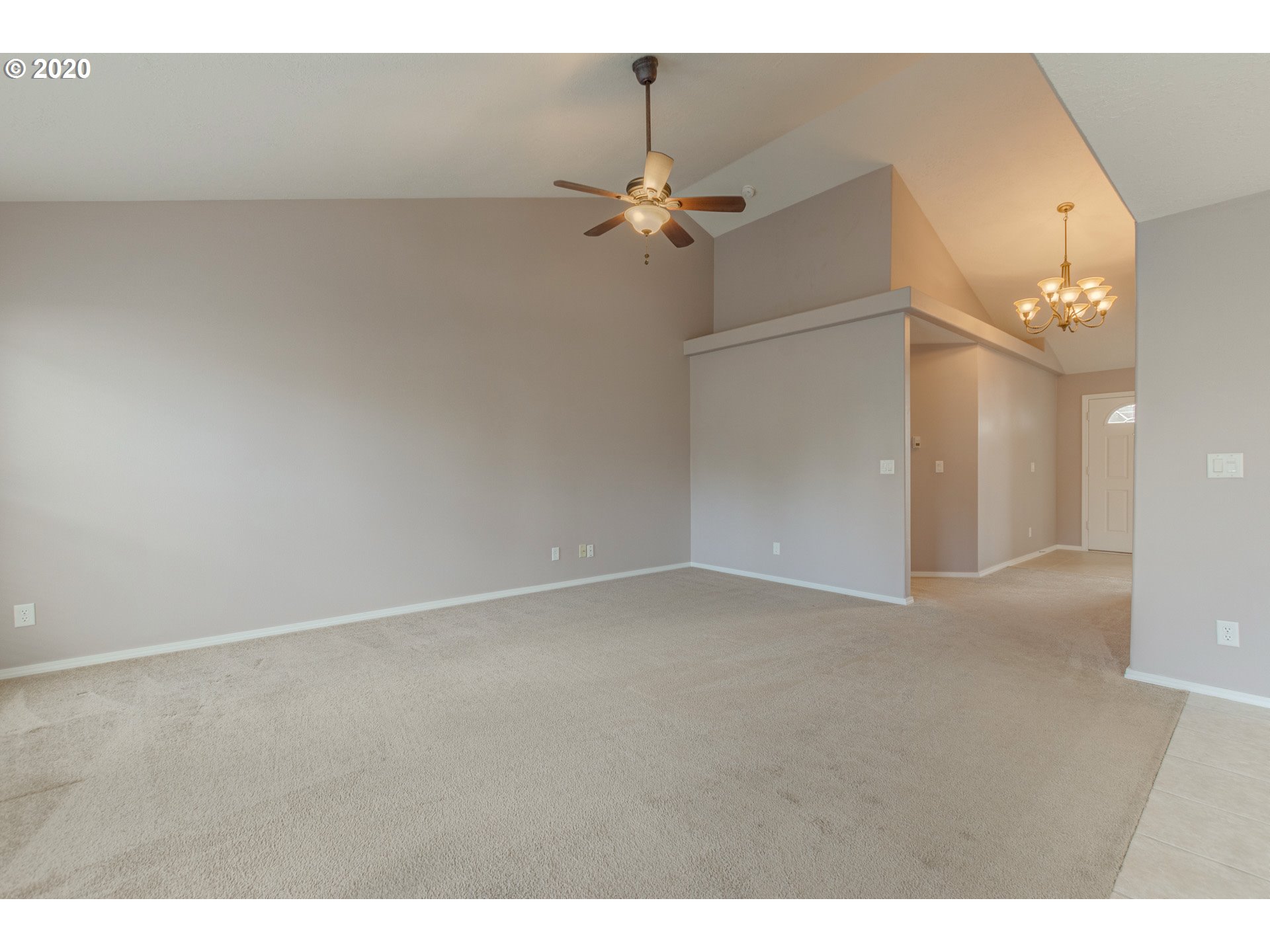 1099 Chardonnay Loop Northeast Keizer, OR 97303 - Photo 13 of 32