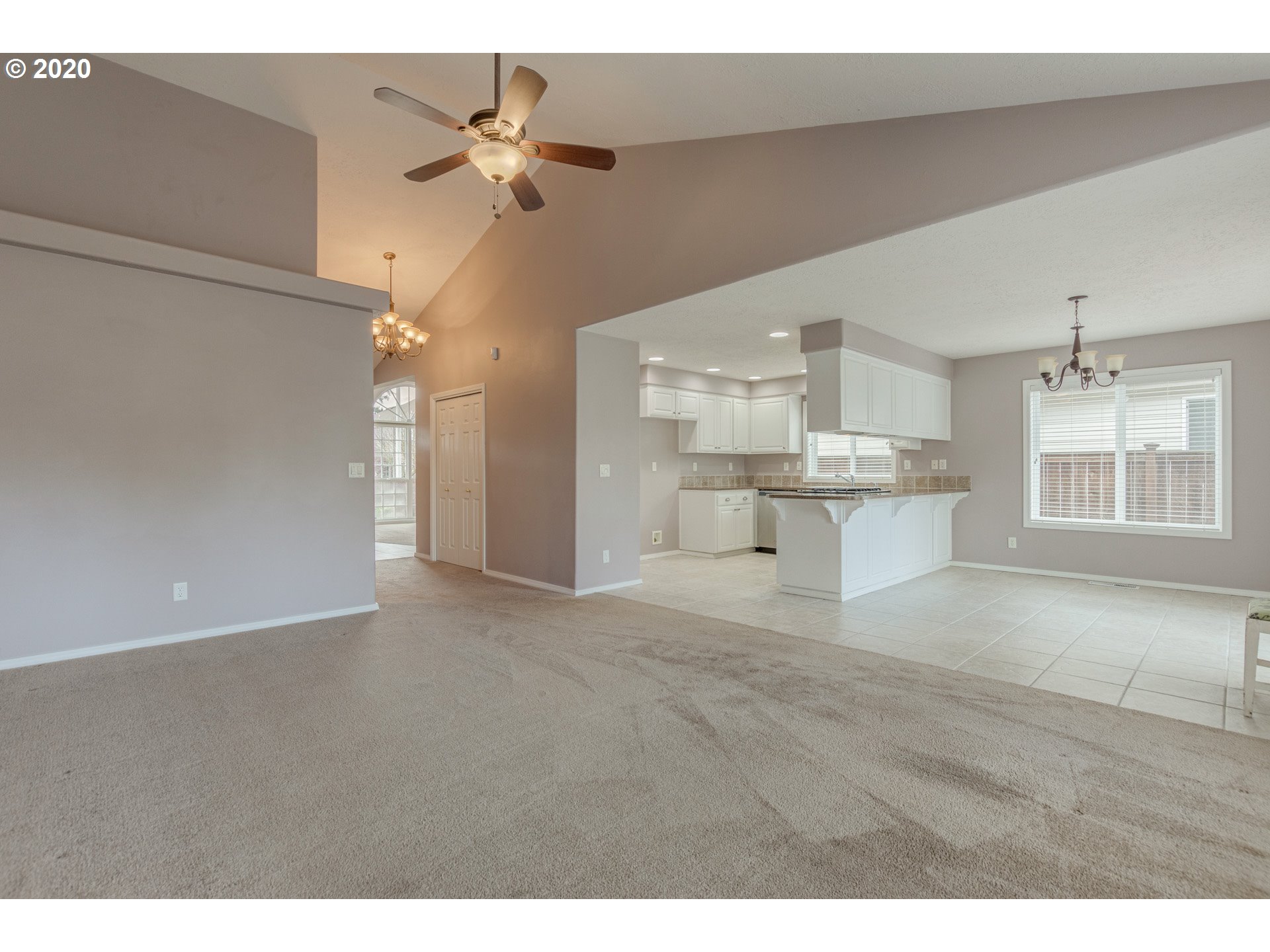 1099 Chardonnay Loop Northeast Keizer, OR 97303 - Photo 14 of 32