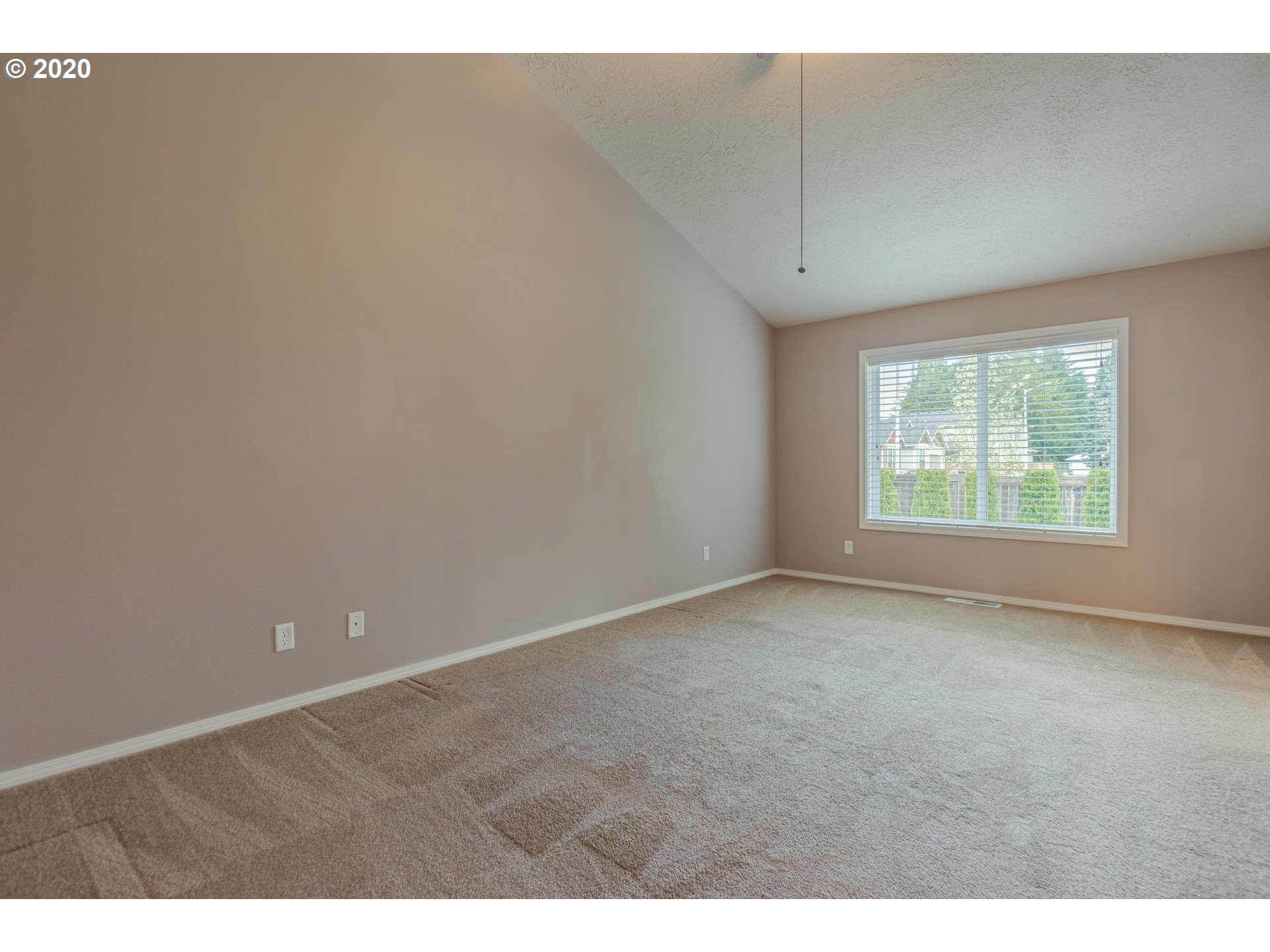 1099 Chardonnay Loop Northeast Keizer, OR 97303 - Photo 16 of 32