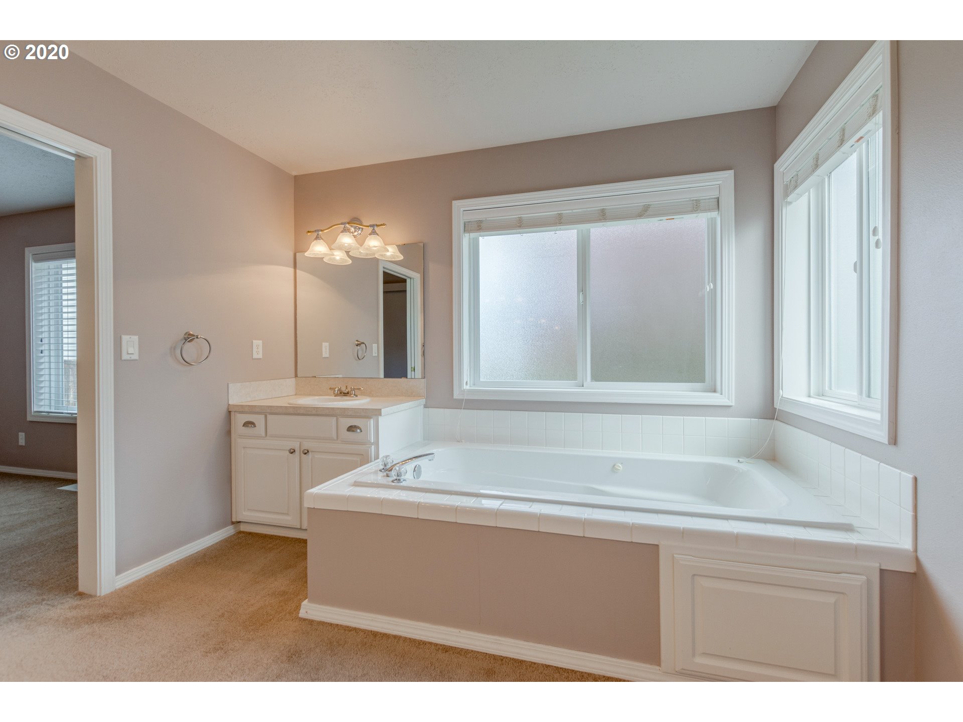 1099 Chardonnay Loop Northeast Keizer, OR 97303 - Photo 20 of 32