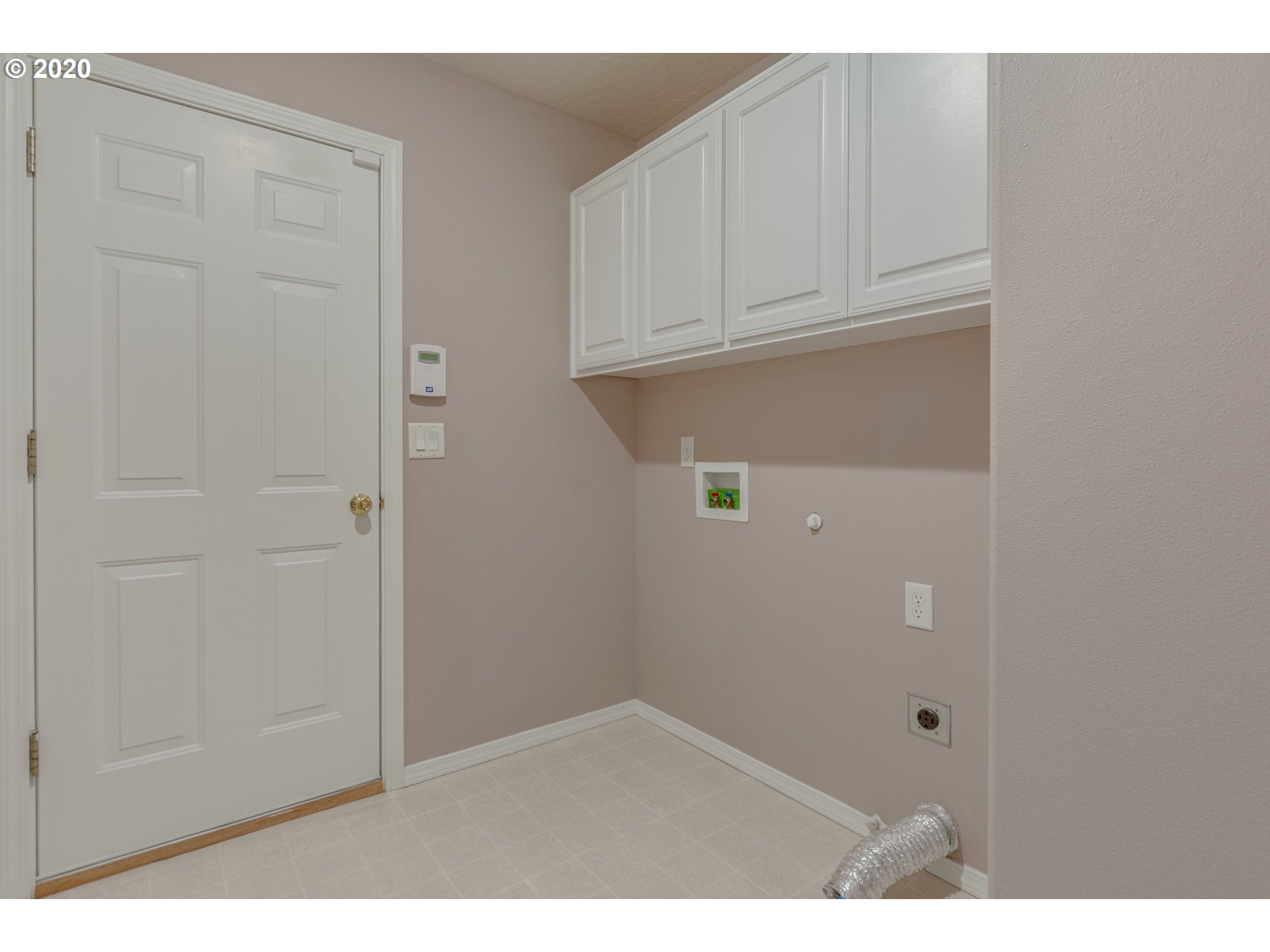 1099 Chardonnay Loop Northeast Keizer, OR 97303 - Photo 27 of 32