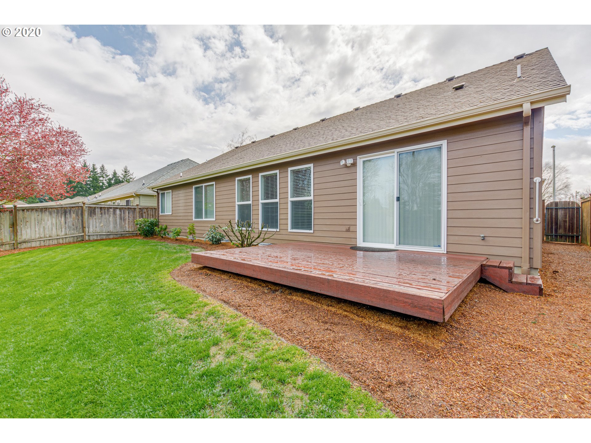 1099 Chardonnay Loop Northeast Keizer, OR 97303 - Photo 29 of 32