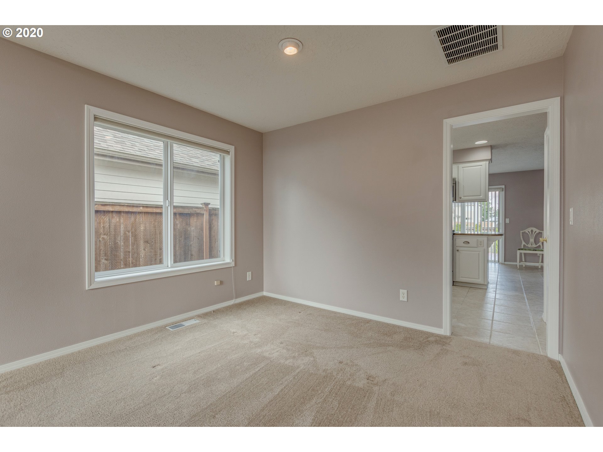 1099 Chardonnay Loop Northeast Keizer, OR 97303 - Photo 8 of 32