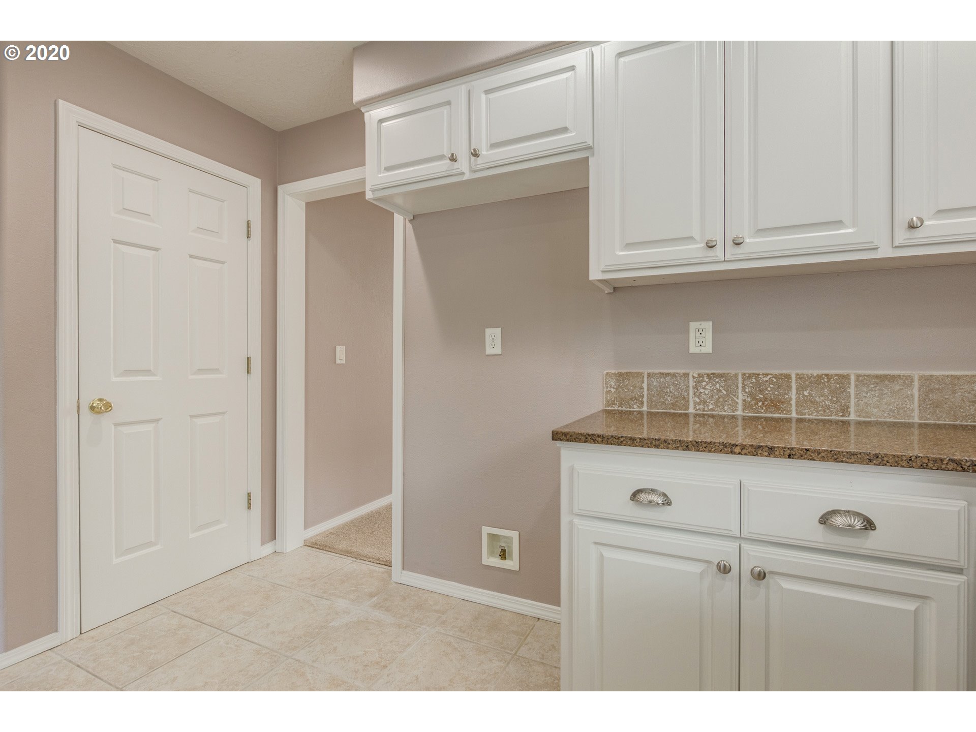 1099 Chardonnay Loop Northeast Keizer, OR 97303 - Photo 10 of 32