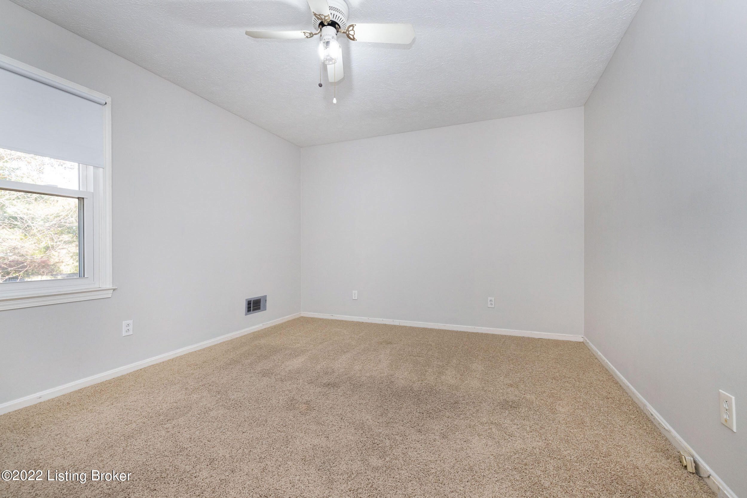 2806 Wareham Road Louisville, KY 40242 - Photo 22 of 40 RBWP6697