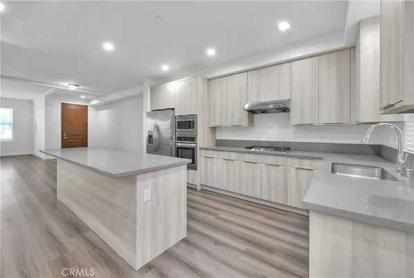 $3,850 | 501 West Foothill Boulevard, Unit 107, Claremont, CA 91711