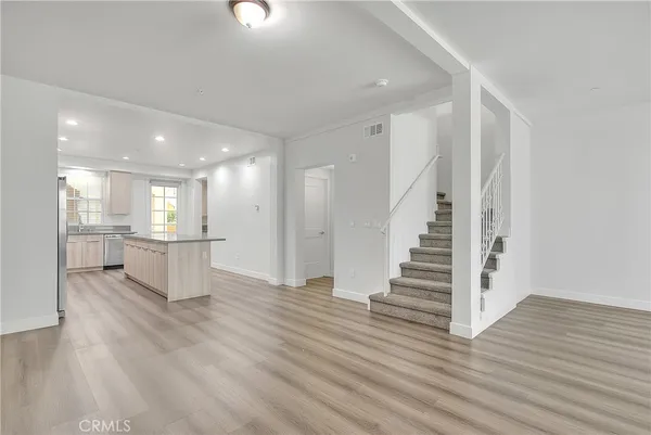 $3,850 | 501 West Foothill Boulevard, Unit 107, Claremont, CA 91711