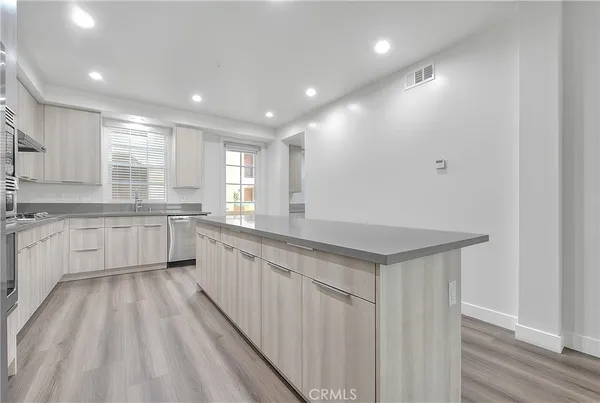 $3,850 | 501 West Foothill Boulevard, Unit 107, Claremont, CA 91711