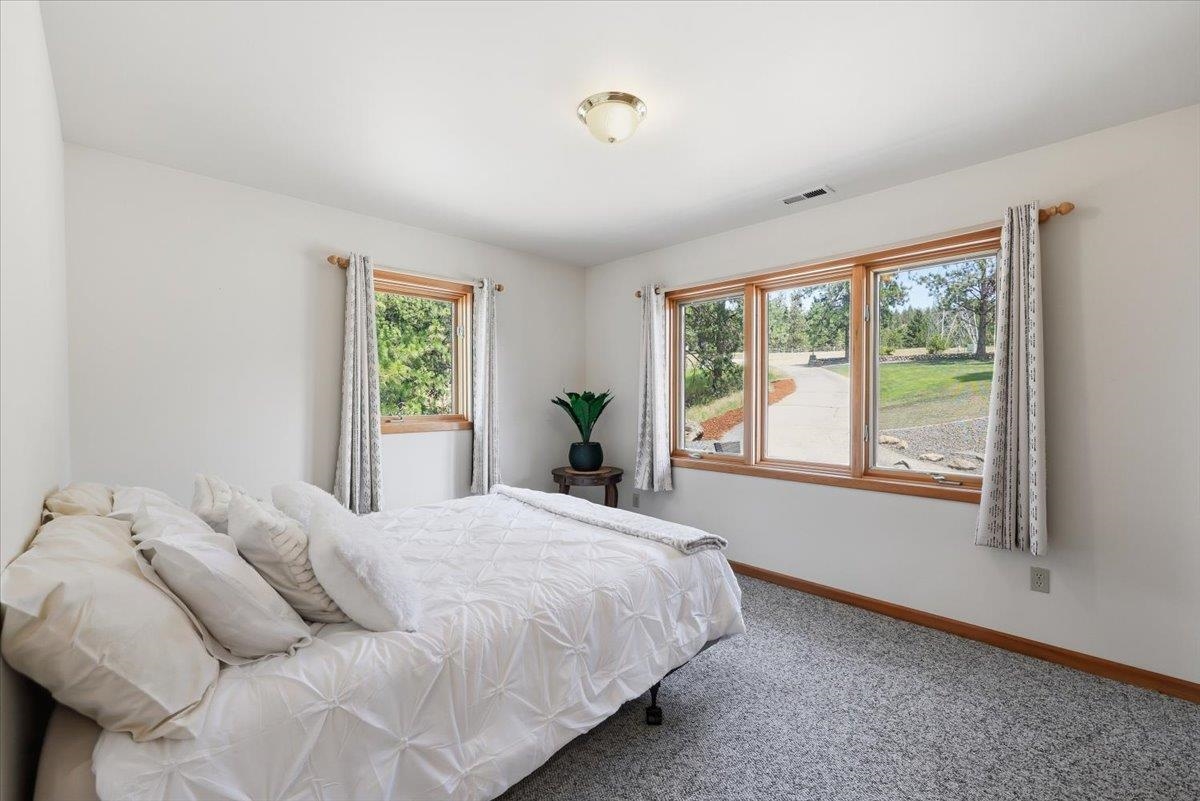 16211 East Jacobs Lane Spokane, WA 99217 - Photo 31 of 43