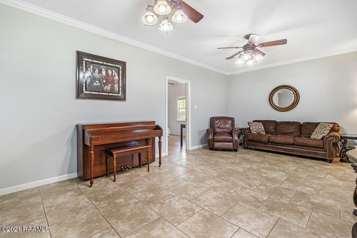 319 Louveteau Road Carencro, LA 70520 - Photo 8 of 20 Gallery Image 8