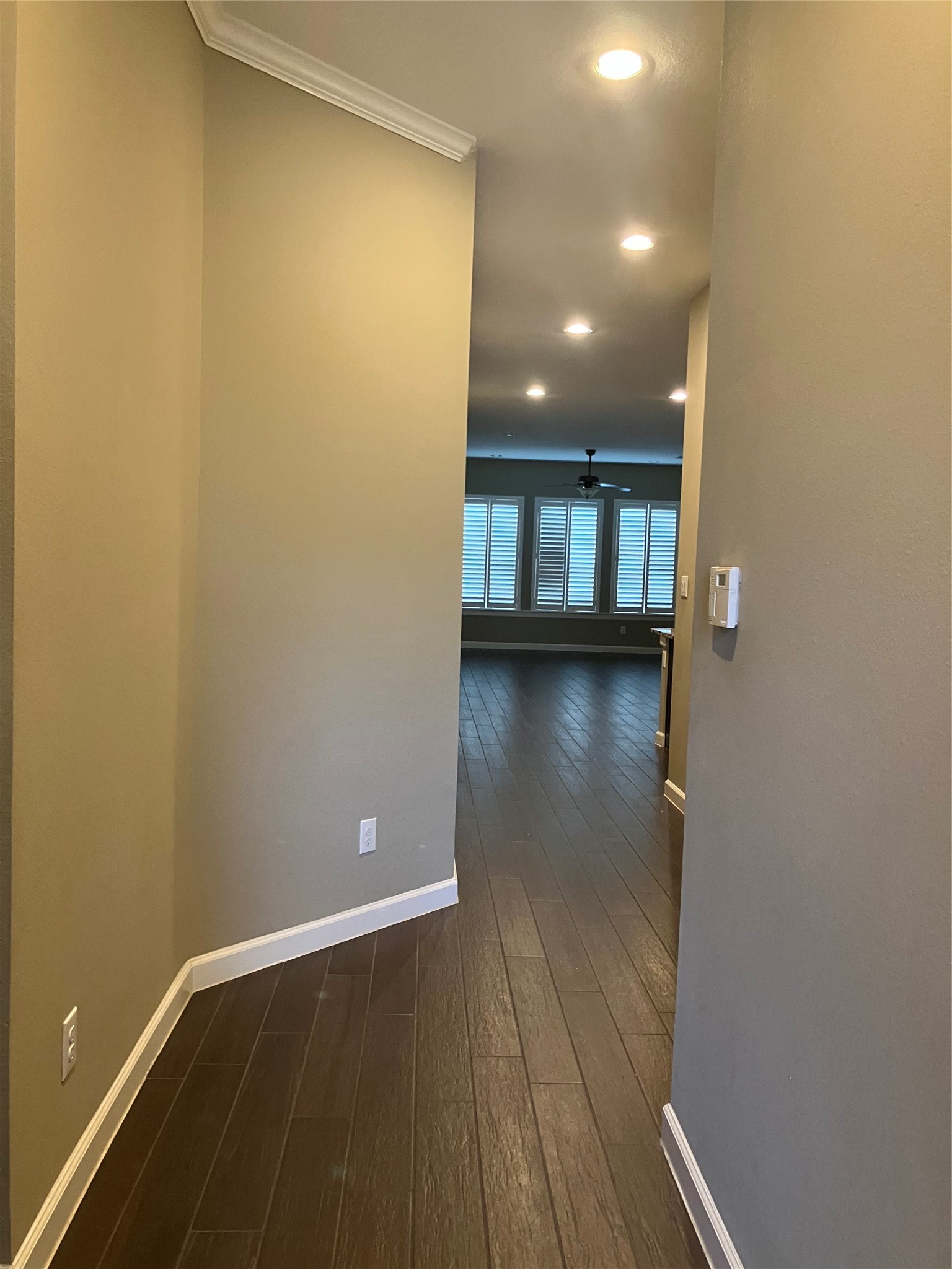 131 Castlegate Lane Houston, TX 77065 - Photo 3 of 24 entry way