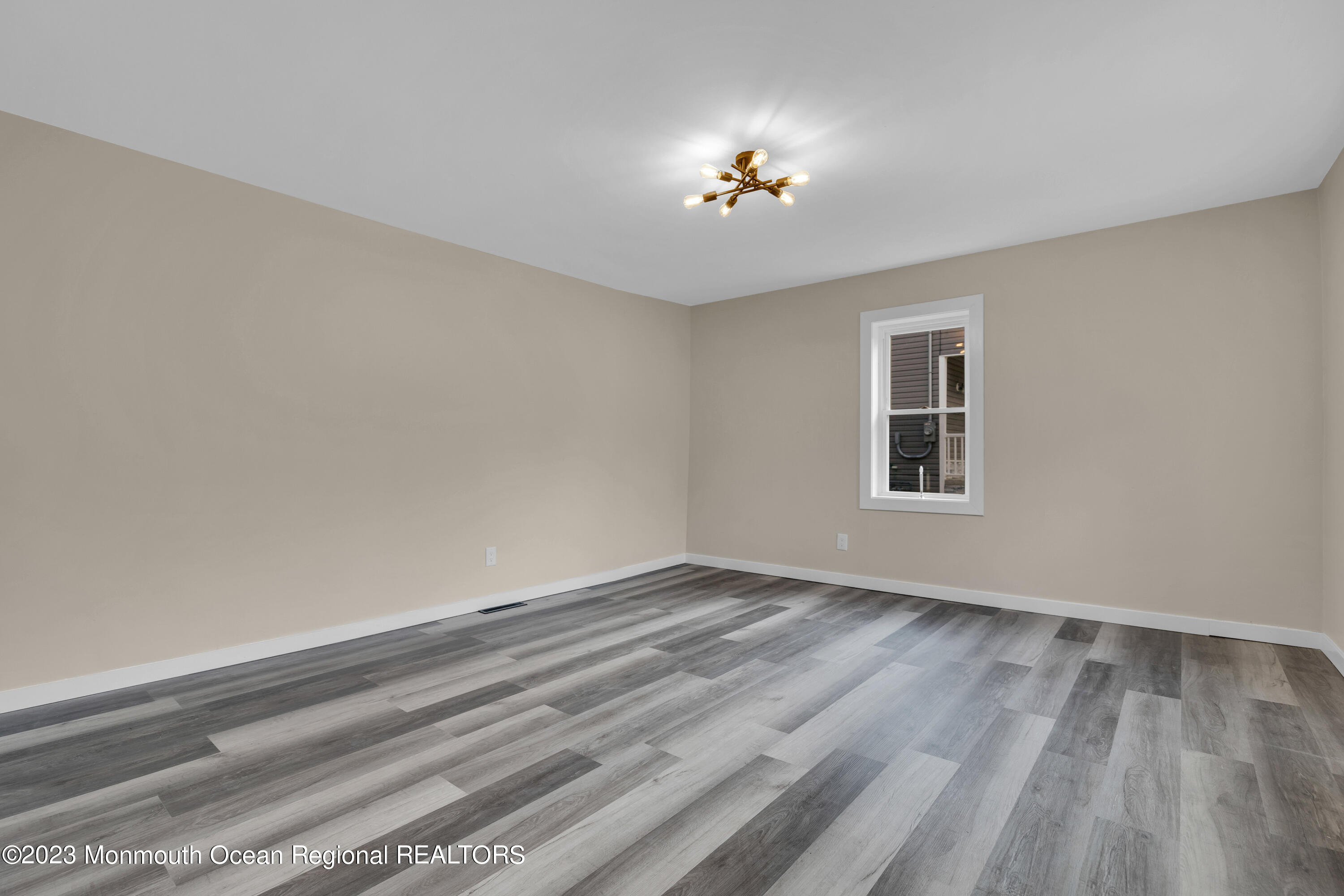 44 Gunning River Road Barnegat, NJ 08005 - Photo 6 of 38 011_dsc03408