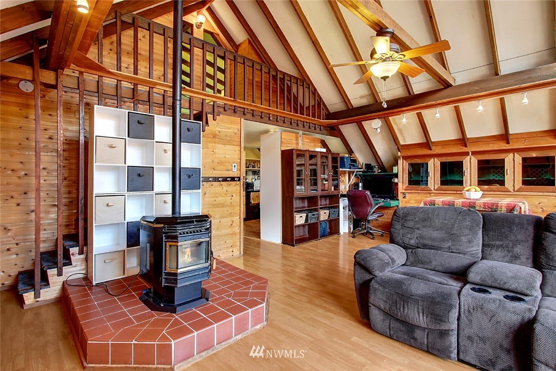15542 112th Avenue Northeast Bothell, WA 98011 - Photo 16 of 25 Gallery Image 16