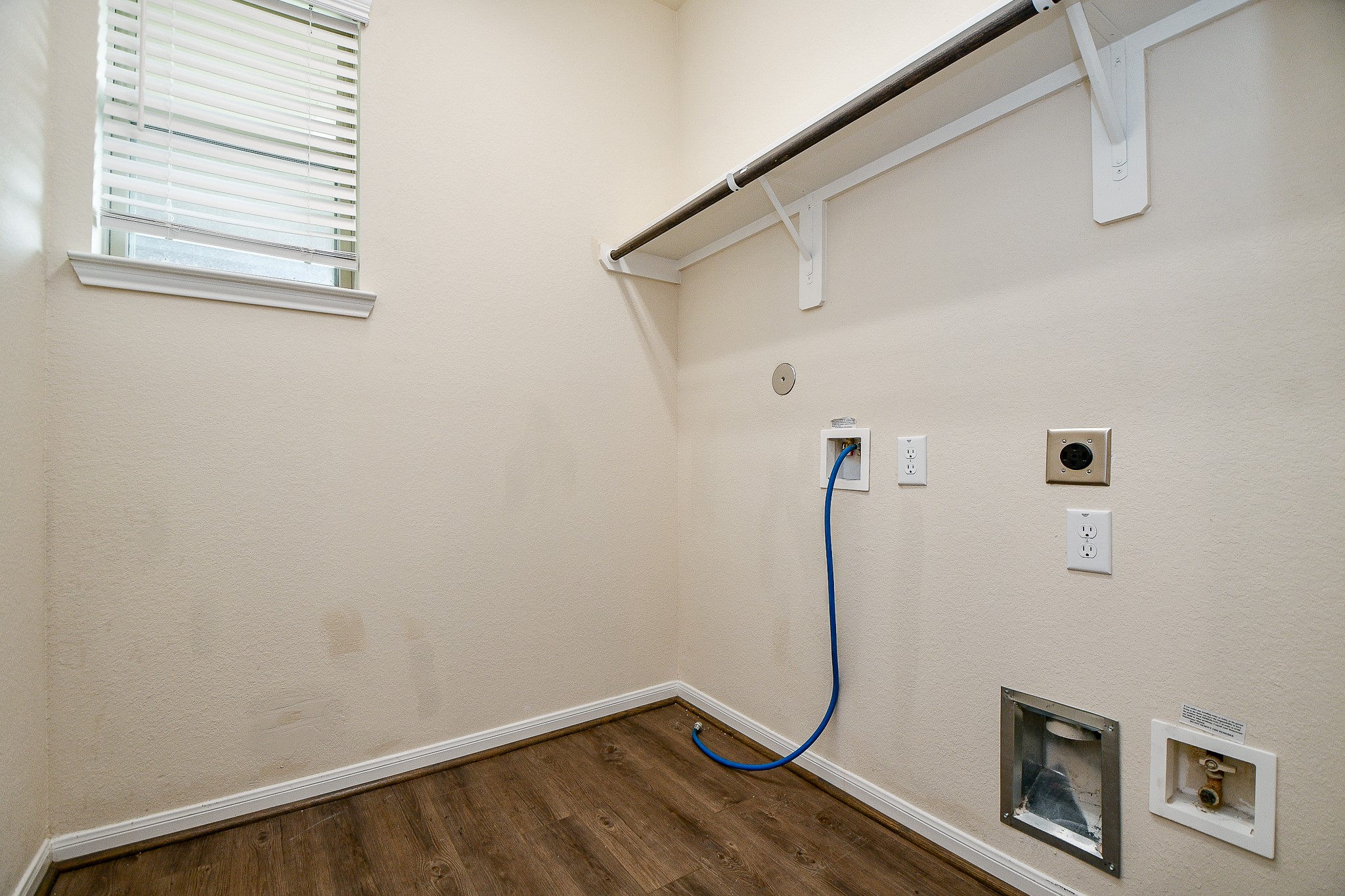 15210 Ordie Run Drive Humble, TX 77346 - Photo 30 of 40 Spacious Utility Room inside the Home.