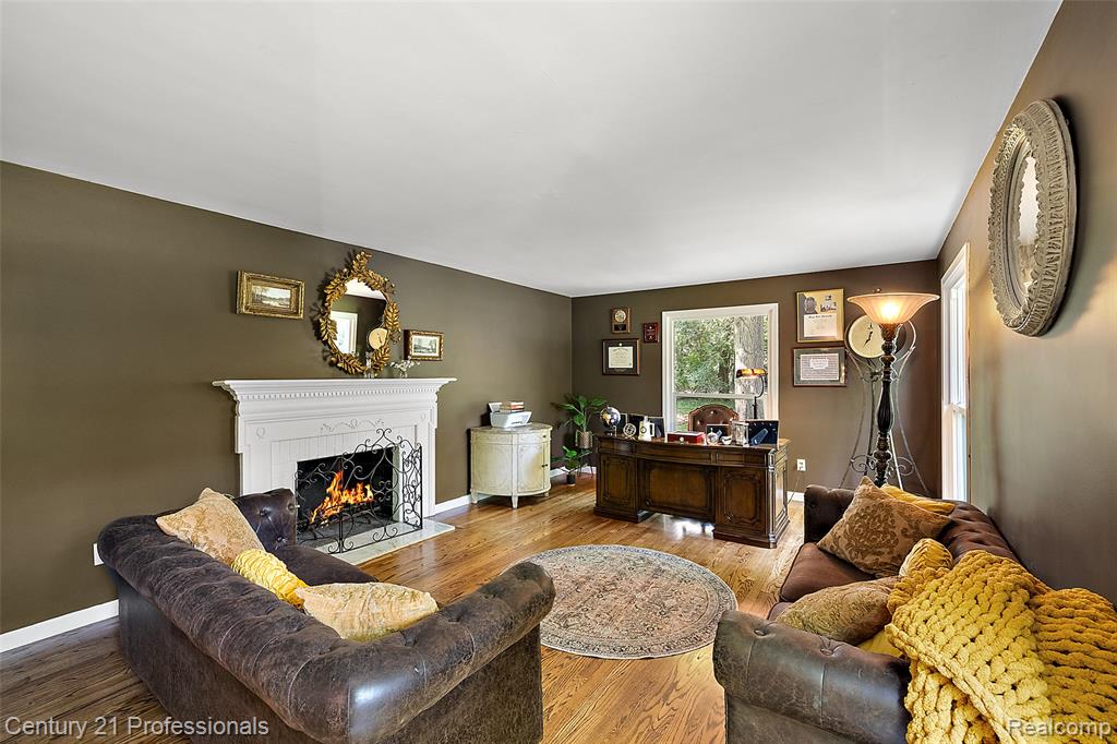 5420 Lahser Road Bloomfield Hills, MI 48302 - Photo 22 of 42 Gallery Image 22