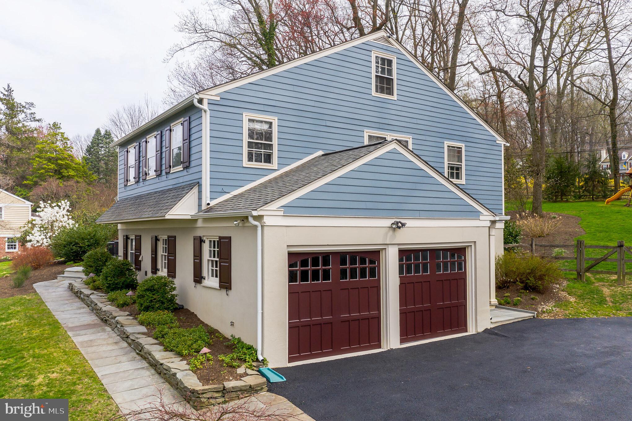 336 Devonshire Road Devon, PA 19333 - Photo 2 of 35 Side exterior
