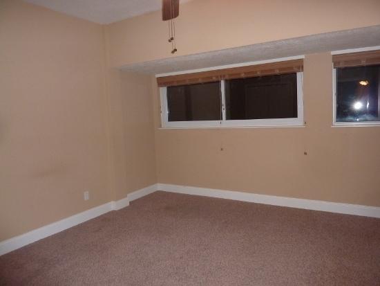 13 Ridgeway Road, Unit 3B Norris, TN 37828 - Photo 5 of 7 1br2