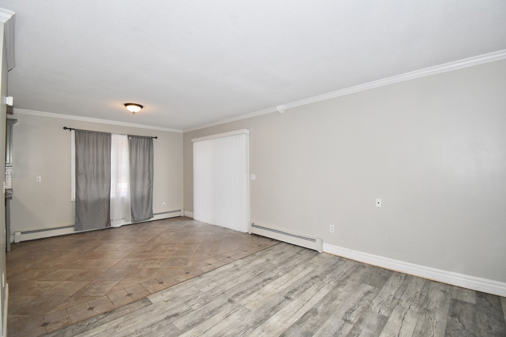 183 Jewett Street Springfield, MA 01129 - Photo 11 of 23